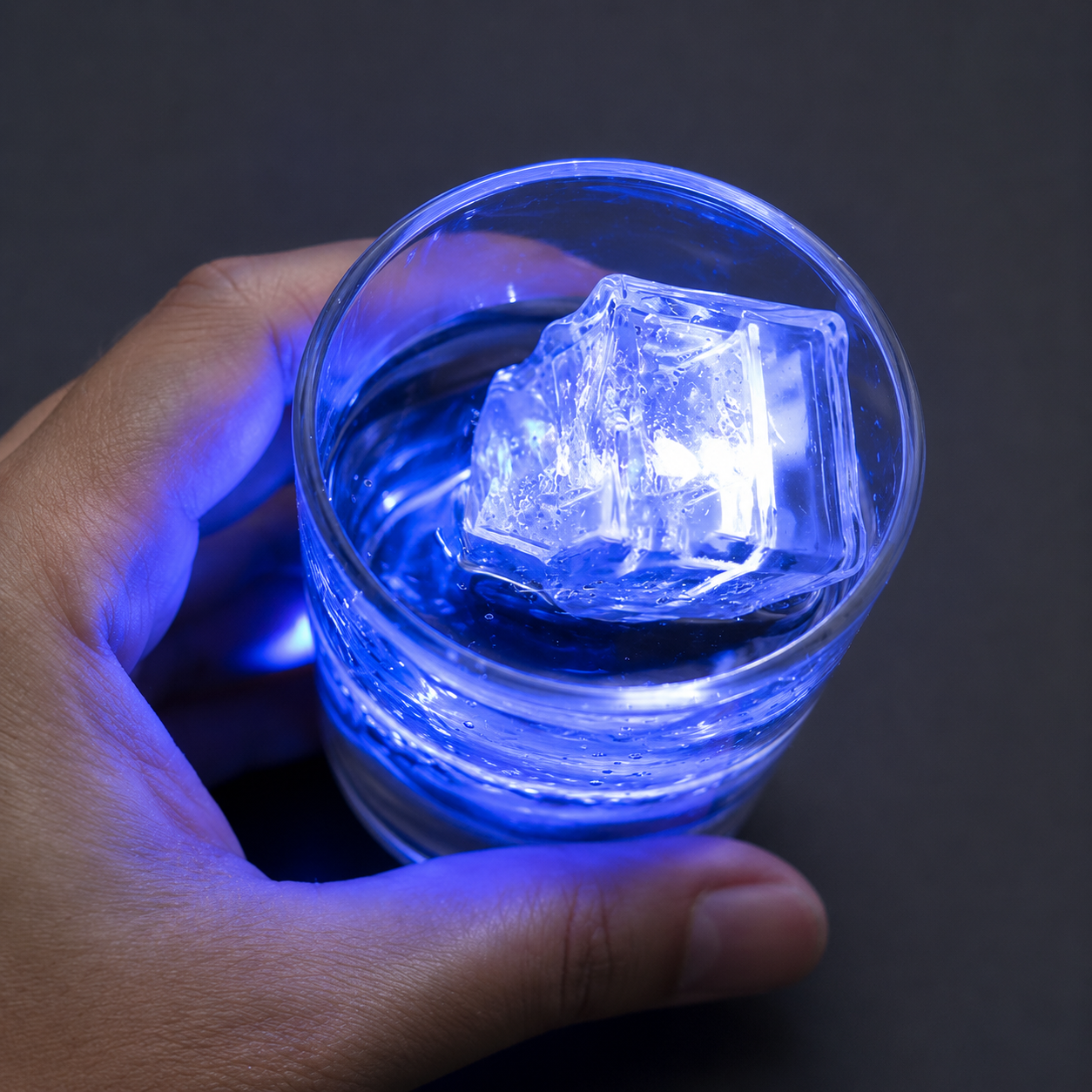 Cubetti LED Riutilizzabili per Feste e Drink